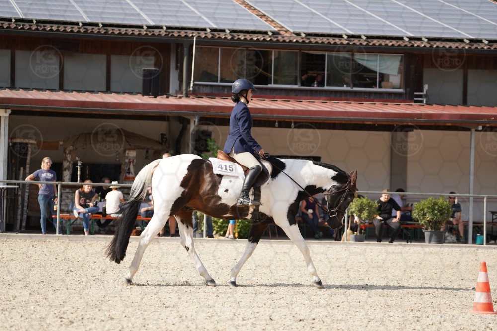 s_A_908944.JPG
